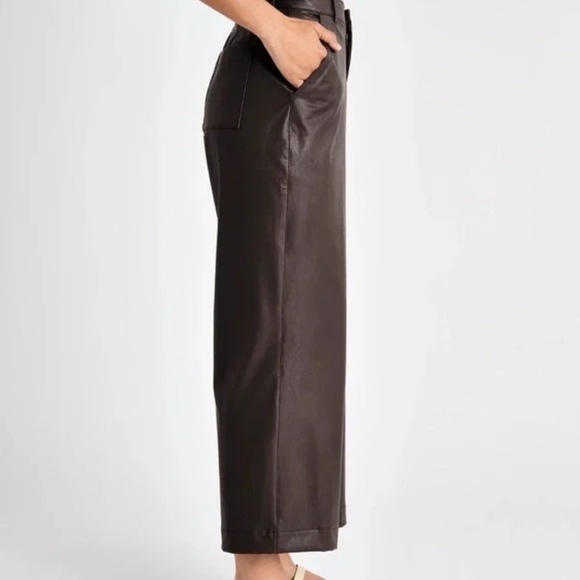 Splendid Vegan Leather Ankle
Trouser sz 2, Brown color, NWT - Picture 6 of 14